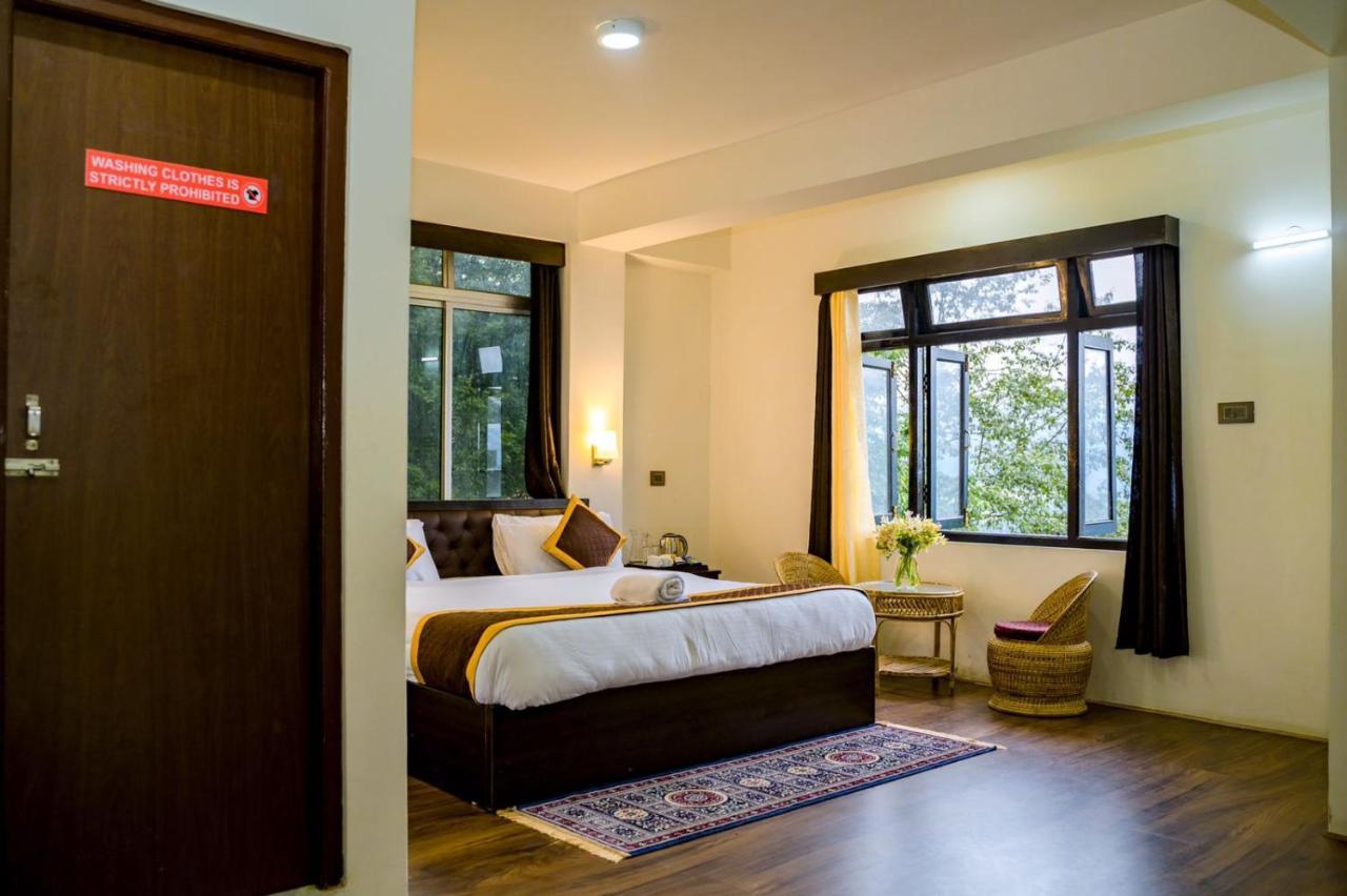 Hôtel Daksha Pelling Nest Extérieur photo